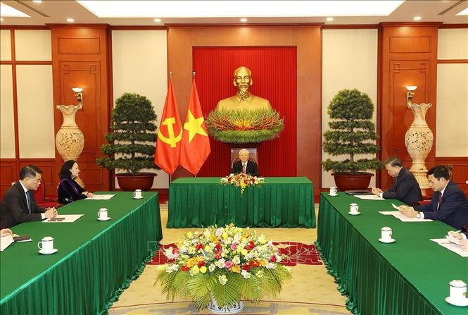 Photo: General Secretary Nguyen Phu Trong holds phone talks with Chinese leader Xi Jinping. VNA Photo: Trí Dũng