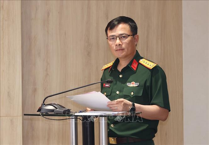Đại tá Tào Đức Thắng, Chủ tịch kiêm Tổng giám đốc Tập đoàn Công nghiệp-Viễn thông Quân đội (Viettel) phát biểu. Ảnh: Dương Giang-TTXVN